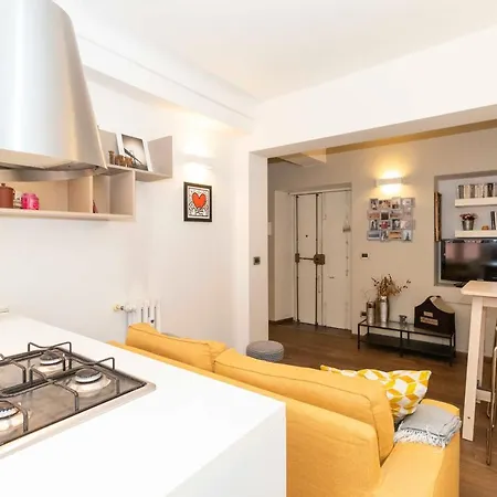 Piazza Statuto Apartment *