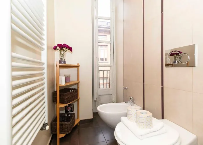 Apartment Piazza Statuto Turin
